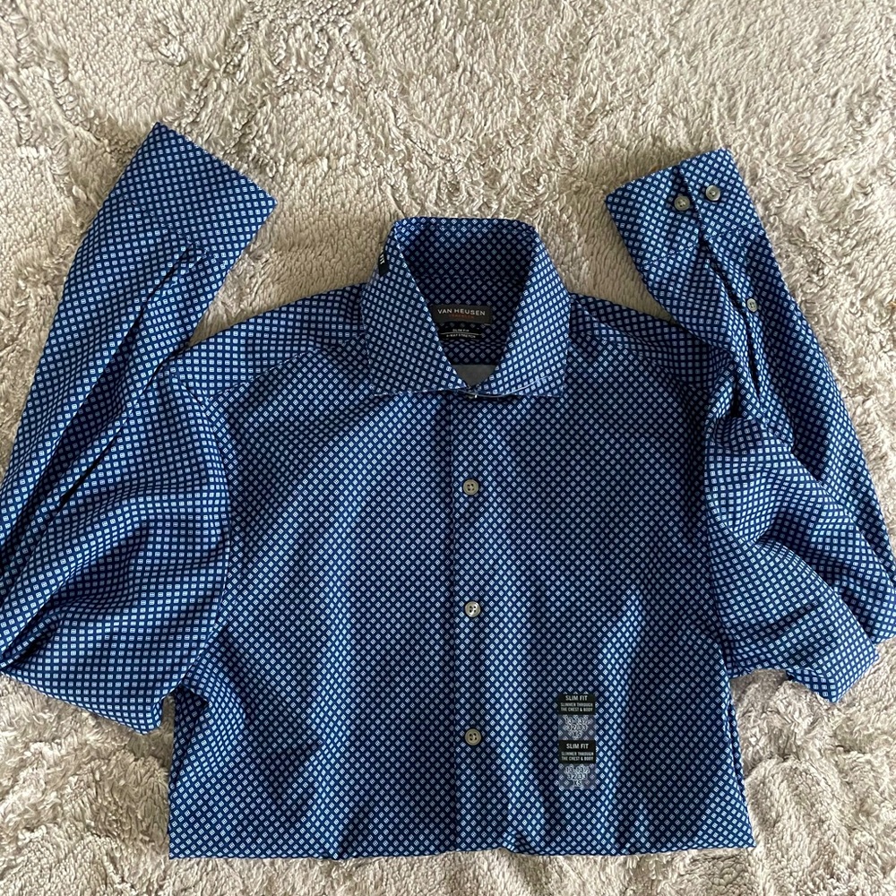 BRAND NEW mens dress shirt